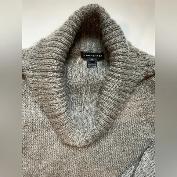 CLUB MONACO Gray Mohair Sweater - Picture 2 of 5